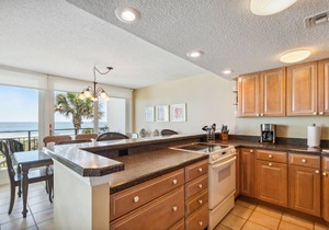FRESH PHOTOS! Updated 4 Bed/3 Bath Oceanfront Resort Villa!