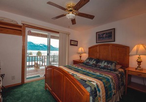 Front Room Lynnview Lodge