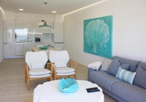 Front Sea Apartment