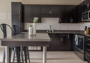 FRONTDESK | Updated 1BR near the Mississippi River