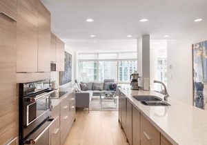 Fully furnished Spacious luxury suite with water & mountain views - Coal Harbour