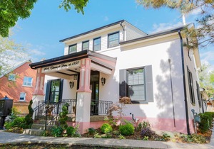 Fully Private 3 bdrm Suite The Winchester