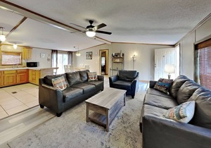Fun Group Villa w/3 Bedrooms & 2 Baths in the Island Club - Sleeps 10 - IC74