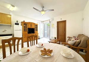 Functional apartment 5 minutes walk from Riells beach
