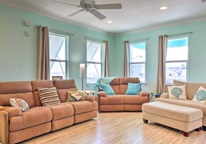 Furnished Deck and Ocean Views Surfside Beach Home