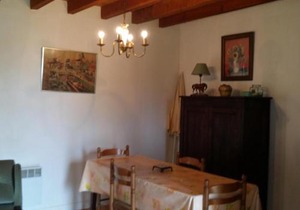 Gîte 4 pers avec piscine chauffée et jardin au bord de la Vègre, proche village médiéval. - FR-1-410-152