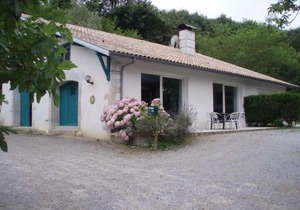 Gîte Orist, 4 pièces, 6 personnes - FR-1-360-354
