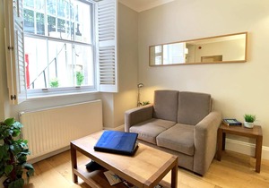 G1s - Trendy flat with private entry near Big Ben