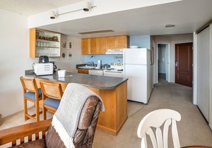 G673 1 Bedroom 3rd floor No cleaning fees
