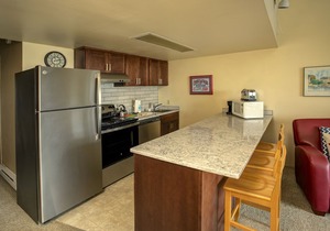G700 1.5 bedroom with loft 4th floor No cleaning fees