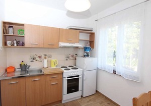 GABRIEL One-Bedroom Apartment 3
