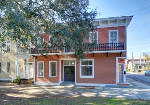 Gallery Stays - Parkside Loft