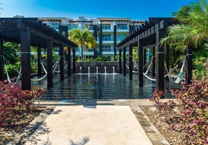 Garden View & Private Pool 2 bedroom 2 bath sleeps 6