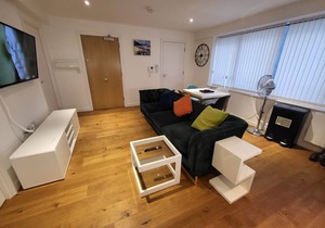 Garland City Centre Stylish Apartment Croydon 1