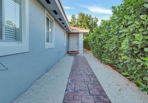Gated 3Bd 2Bth Design Dist. BBQ 10-min to Beach 415