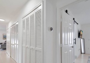Gated 6Bd 4Bth Design Dist. 10-min to Beach
