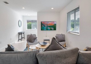 Gated 6Bd 4Bth Design Dist. 10-min to Beach