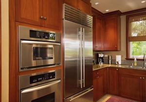 Gated, peaceful unit, spacious patio to lawn, in Kolea!