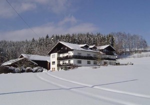 Gemütliche FeWo (40m2) in Südhanglage mit Balkon