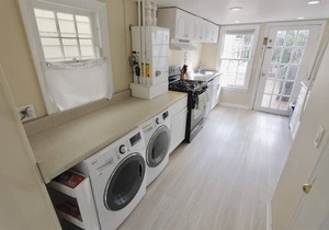 Georgetown Cobblestone Cottage - Private Parking!