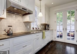 Georgetown Quintessentail Home, 3 BR 2 BA + office and patio