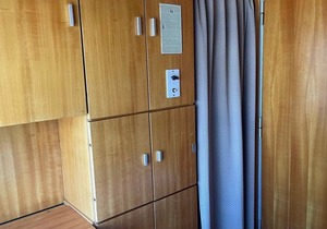 Germany Sleeping car compartment 3 - zz Lokschuppen Pasewalk-Experience overnight stay in a sleeping car