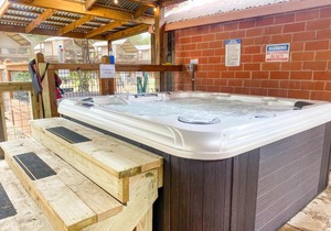 Geronimo Creek Retreat Getaway Cabin B