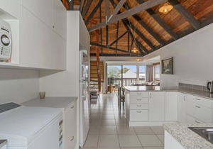 Getaway - Onemana Holiday Chalet