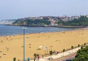 Getxo Beach III by Next Stop Bilbao