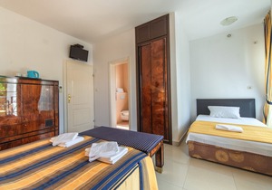 GH Leonardo - Triple Room with Balcony