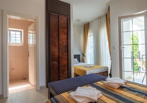 GH Leonardo - Triple Room with Balcony