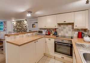 Gill Cottage - Four Bedroom House, Sleeps 8