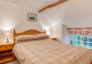 Gill Cottage - Four Bedroom House, Sleeps 8