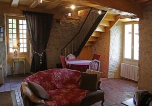 Gite Sainte-Suzanne-et-Chammes, 2 bedrooms, 4 persons