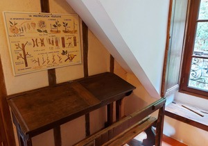 Gite Sainte-Suzanne-et-Chammes, 2 bedrooms, 4 persons