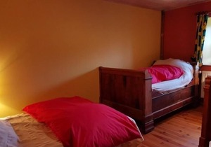 Gite Saint-Julien-des-Chazes, 4 bedrooms, 9 persons