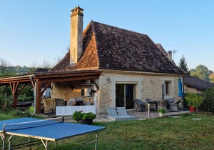 Gite Saint-Pierre-de-Chignac, 2 bedrooms, 6 persons