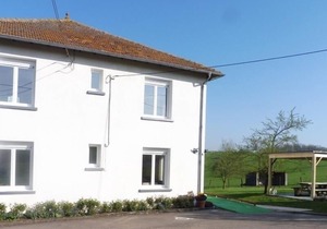 Gite Velle-sur-Moselle, 6 bedrooms, 14 persons