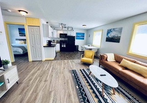 Glacier Lake 2nd floor 2 bdrm condo