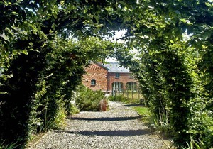 Glan Clwyd Isa - The Coach House