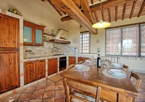 Glicini 3 - Apartment with swimming pool
