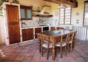 Glicini 3, holiday home with pool 30' from Florence