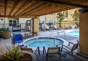 Global Luxury Suites Foster City