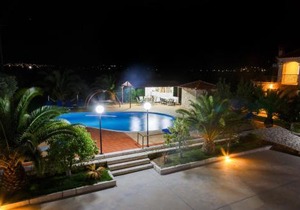 Glyfada Villas