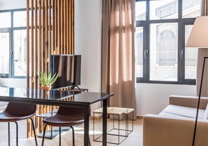 Goerlich Suites Valencia DeLuxe Loft 105