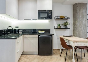 Goerlich Suites Valencia Superior Studio 108