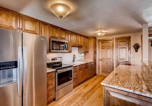 Gold Point #5-C: Impeccable Views - Scenic Hot Tub Access