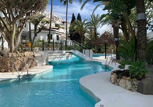 Golden Beach Apartment - Eaw Homes