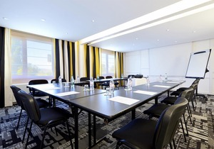 Golden Tulip Troyes