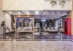 Golden Tulip - Aesthetics